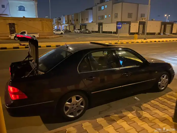 للبيع لكزز 3