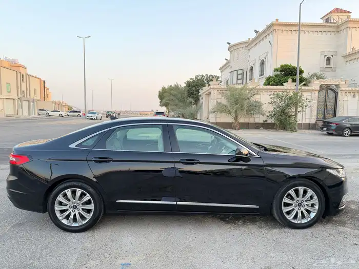 فورد تورس 2022 نظيف سعودي .. 1