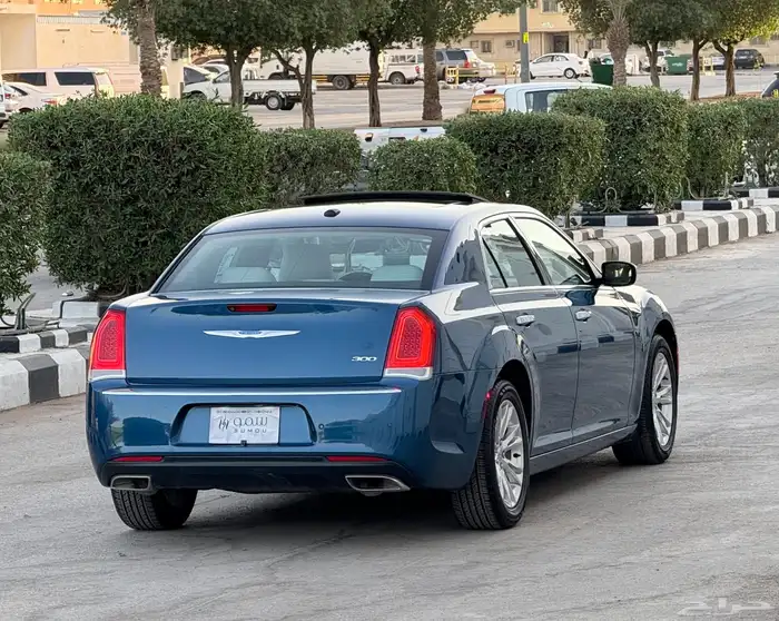 كرايزلر موديل 2021 c300 لميتد شرطط بالكامل 8