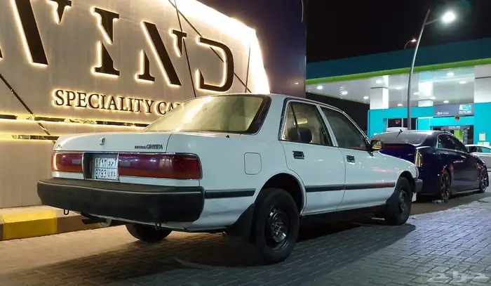 تويوتا كرسيدا موديل 1992 LX نظيفة جدا 10