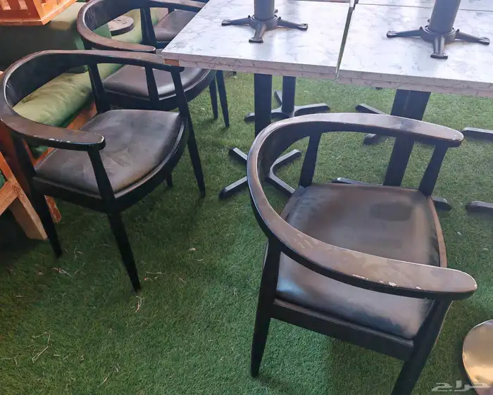 كراسي وطاولات فاخرة لمحلات الكوفي والشاي 1