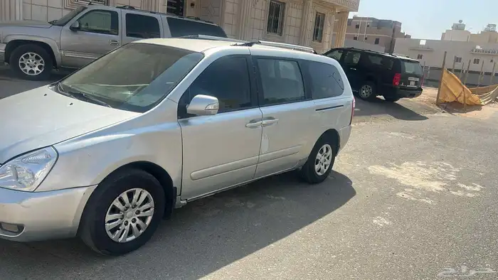 كيا كارنفال 2013 1