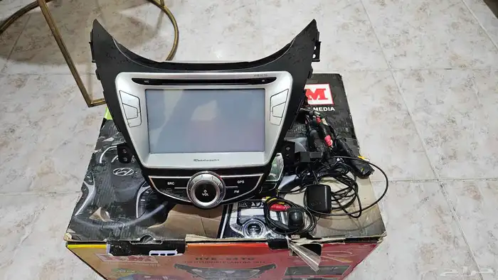 شاشة هونداي النترا من موديل 2012 الي 2016 3