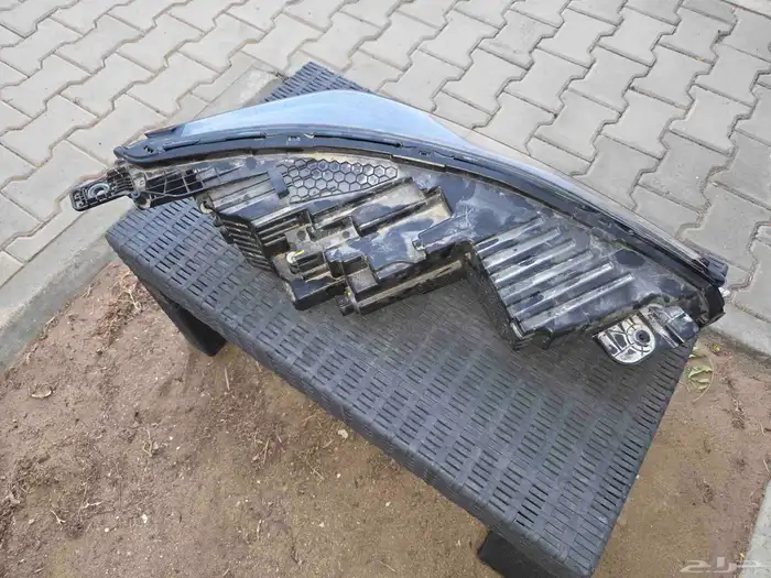 شانجان يوني اس اسطب امامي يسارجهة السواق 8