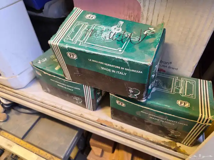 قفل او كيلون باب حديد ايطالي قديم 5