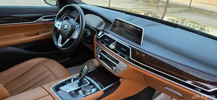 BMW 730 LI 2022 لارج 17