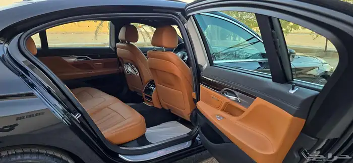 BMW 730 LI 2022 لارج 18