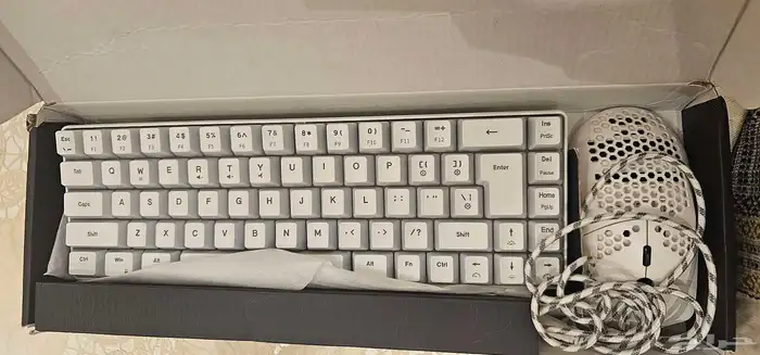 كيبورت مع ماوس جاهز ويشتغل الوان رهيبة 0