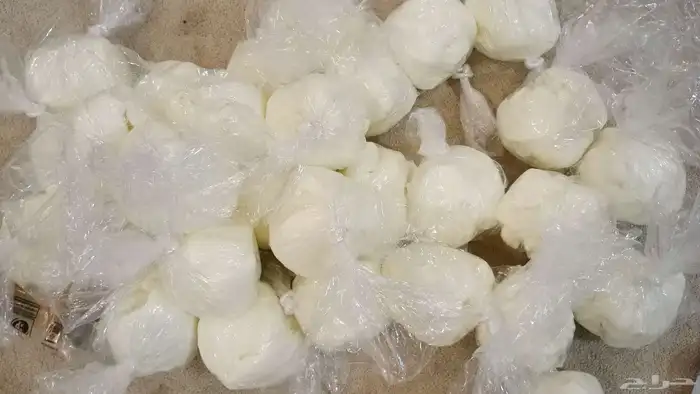 يوجد لدينا زبده غنم وبقرمشروطه تاخذ 10تجرب1 ما اصلح لك يرجع 0