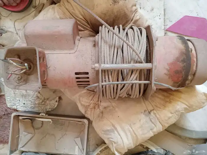 ونش لرفع الرمل والبلوك حمولة 250كغ خط220v 0