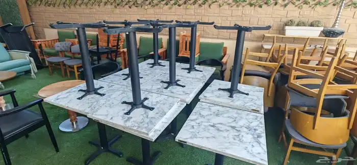 كراسي وطاولات فاخرة لمحلات الكوفي والشاي 15