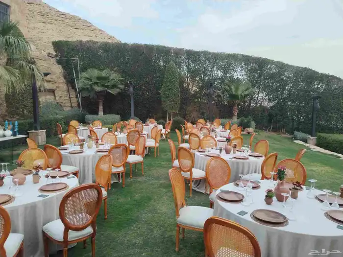 تأجير كنب طاولات وجلسات وكراسي 2