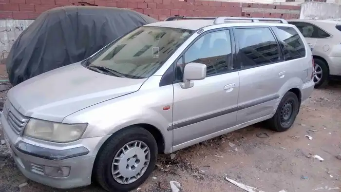 ميتسوبيشي سبييس واجن. موديل 2001بحاله جيدة 4
