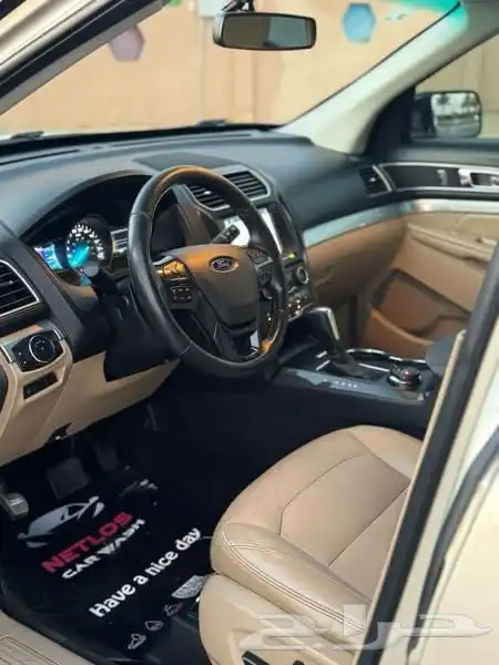 فورد اكسبلوور XLT 9