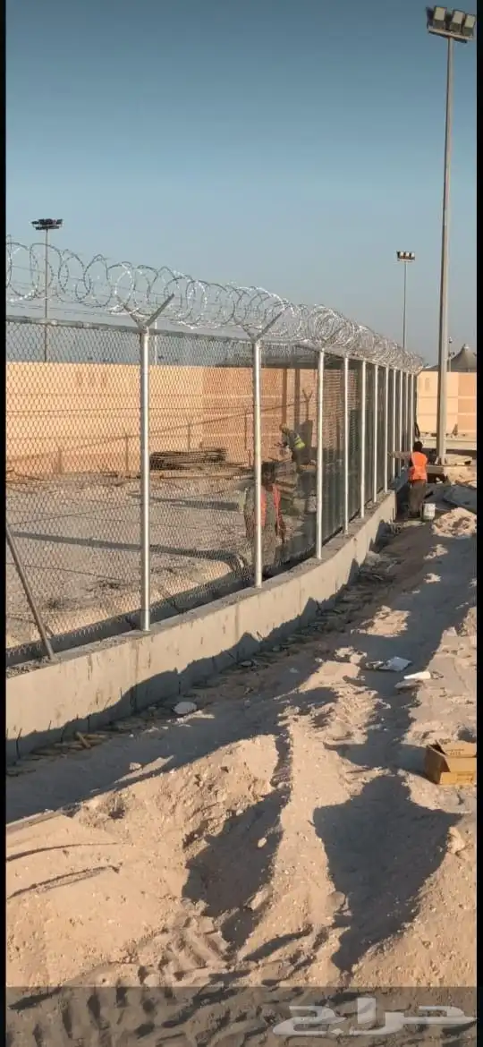توريد وتركيب جميع انواع الشبوك والملاعب والمظلات 5