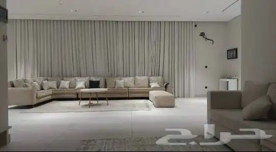 فيلا فاخره للبيع او للايجار 3