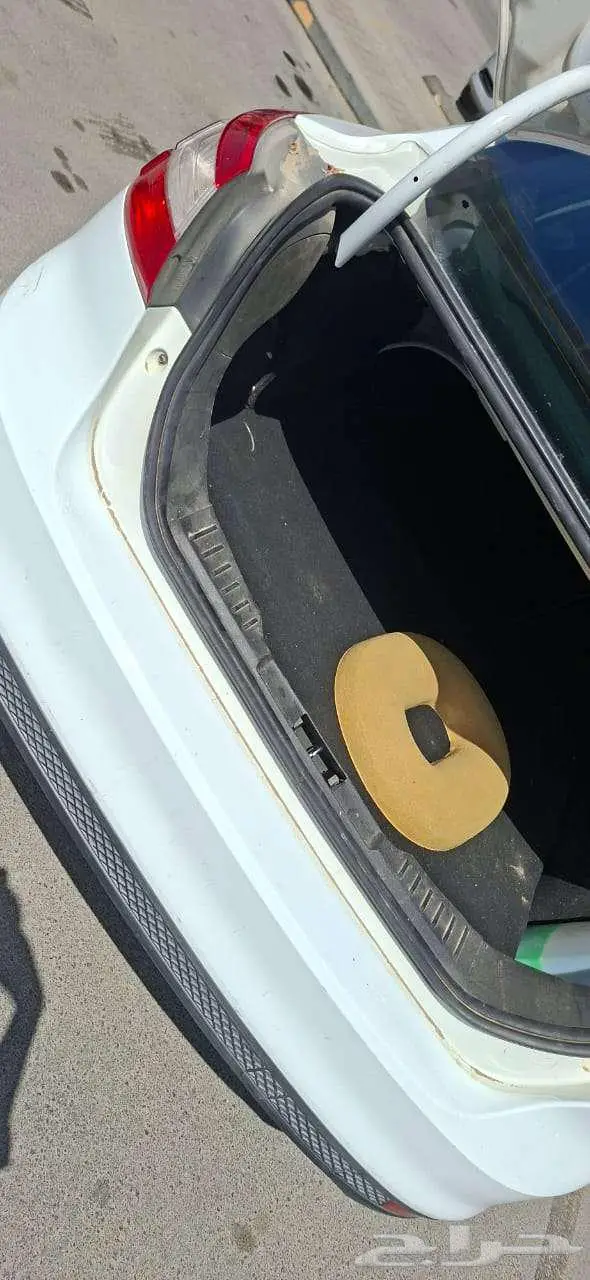 فورد فوكس 2012 نظيف 6