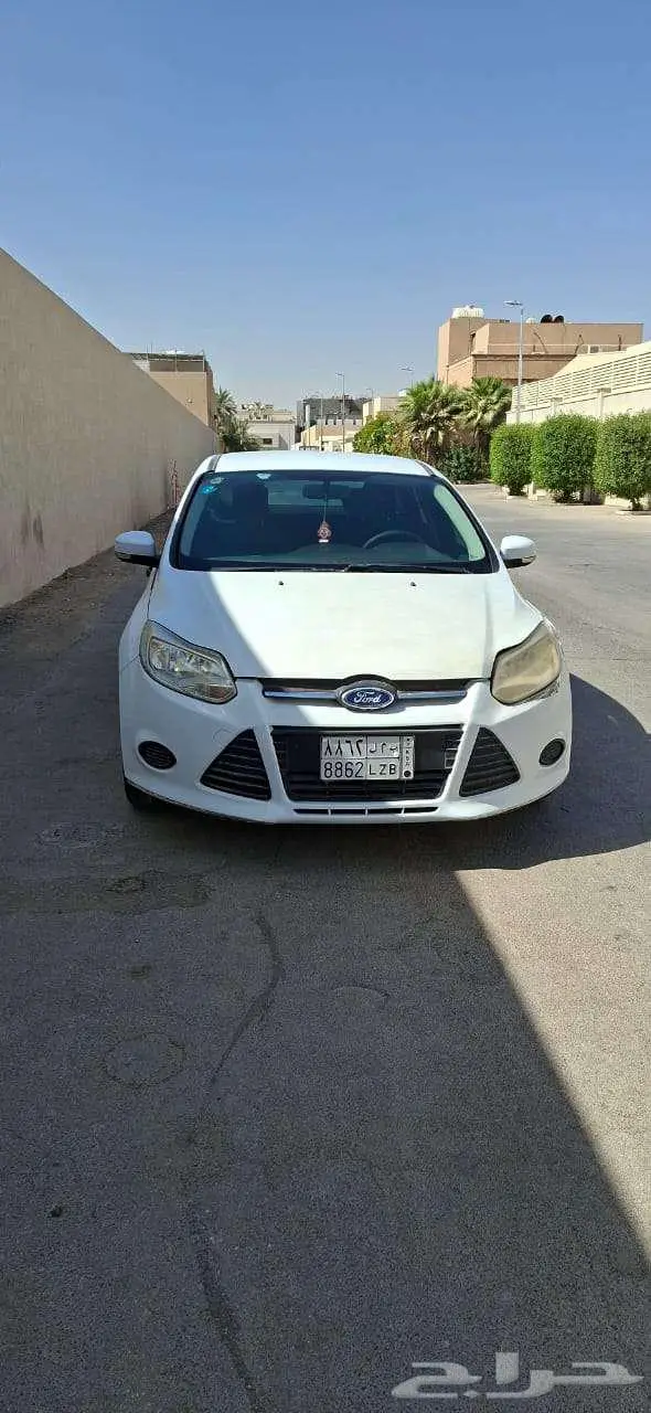 فورد فوكس 2012 نظيف 14