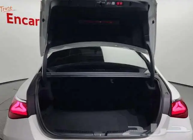 مرسيدس E300 موديل 2025 الميموني للاستيراد بكوريا 11