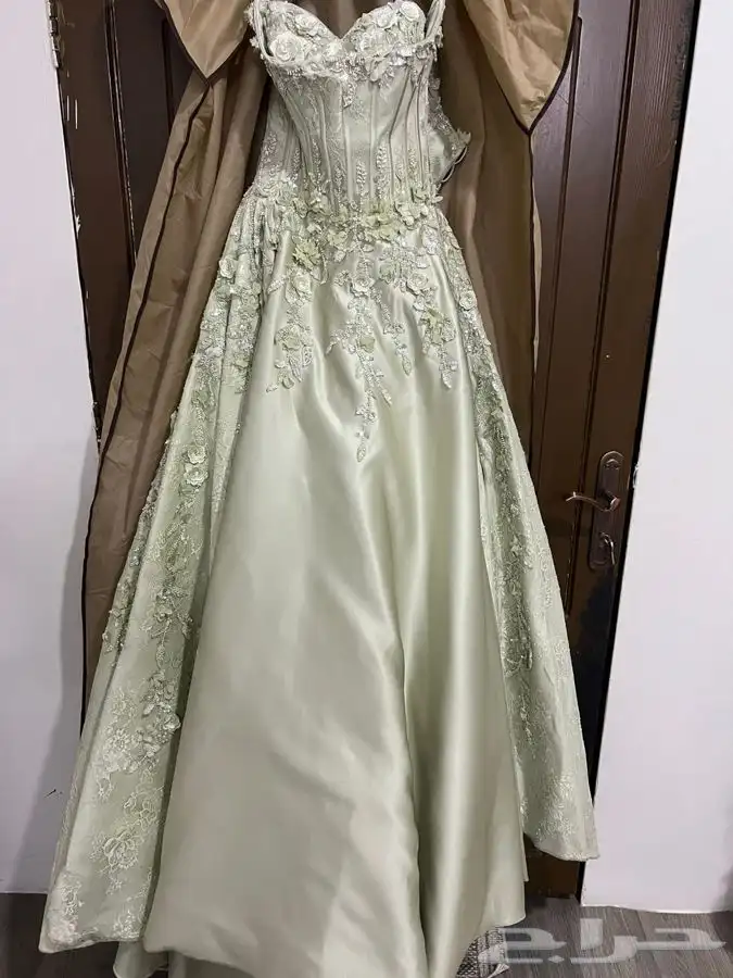 فستان سهرة للبيع او الايجار 2