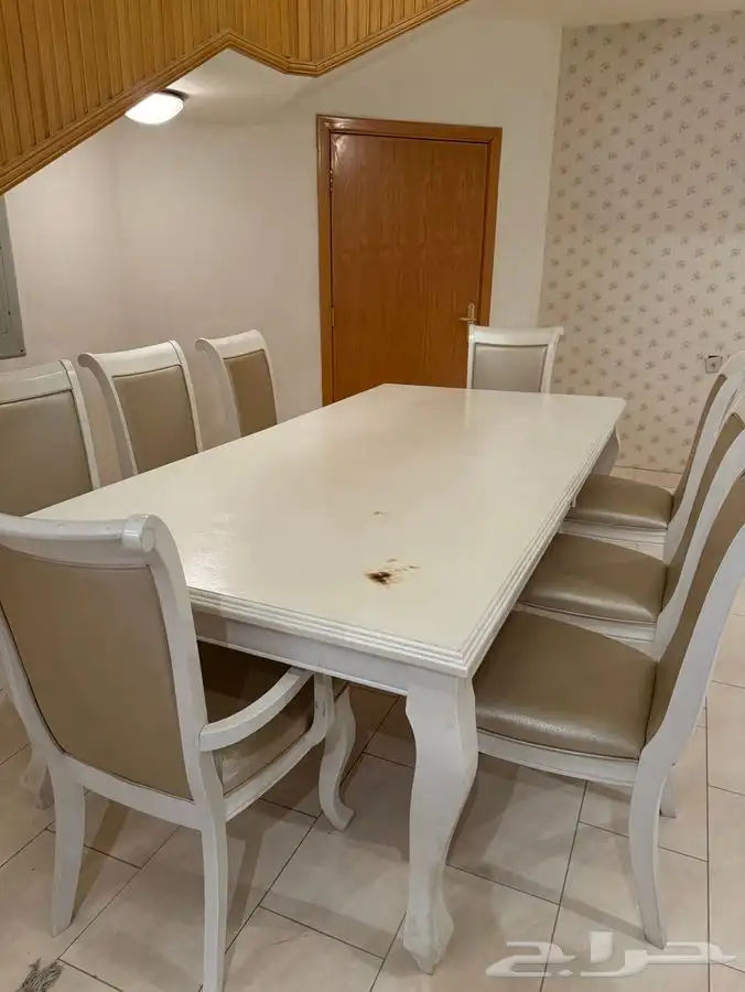 8 كراسي طعام للبيع 0