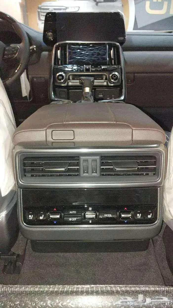 لكزس 2025 BB سعودي داخلي اوف ويت رصاصي 11