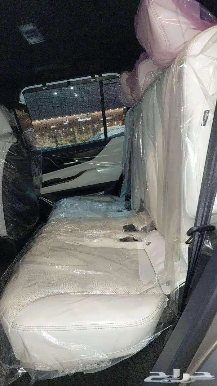 لكزس 2025 BB سعودي داخلي اوف ويت رصاصي 15