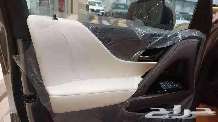 لكزس 2025 BB سعودي داخلي اوف ويت رصاصي 6