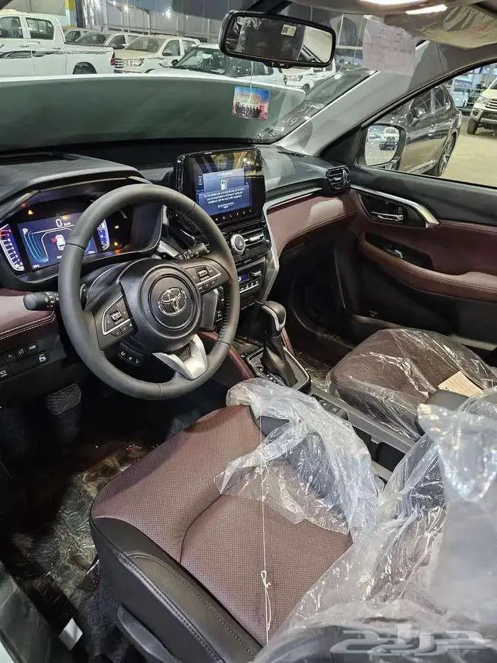 تويوتا اوربان كروزر فل كامل 2026 1