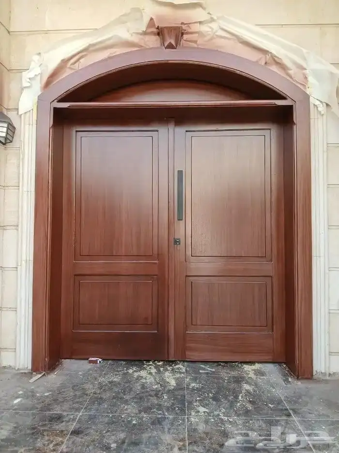 معلم نجار ابواب وديكورات خشبية 2