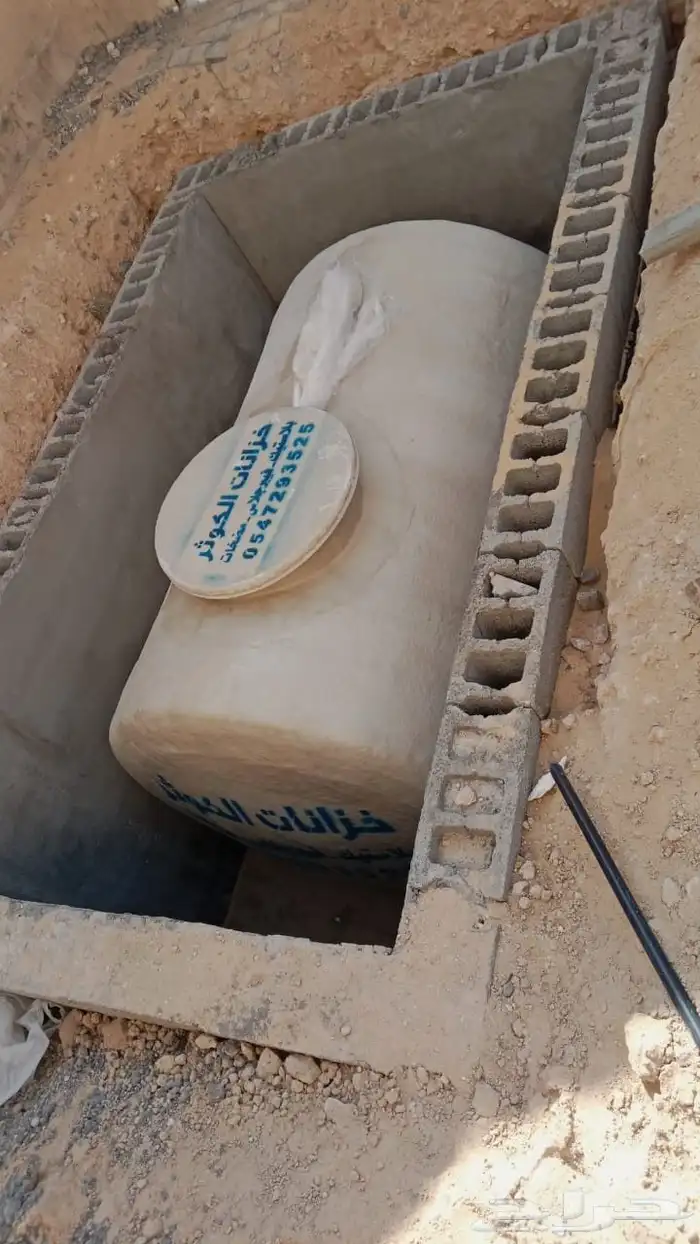 خزانات الفايبر جلاس وخزانات البلاستيك العلويه 2