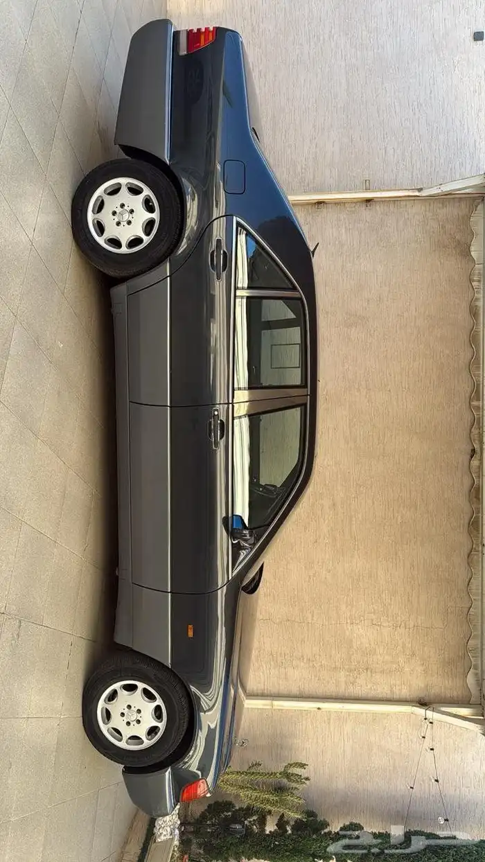 ميرسدس بنز طراز 300 مديل 1992 8