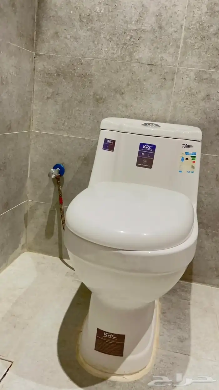 حمام فرنجي جديد ونظيف يوجد لدي 2 نظيف غير مستعمل وغير راكب 0