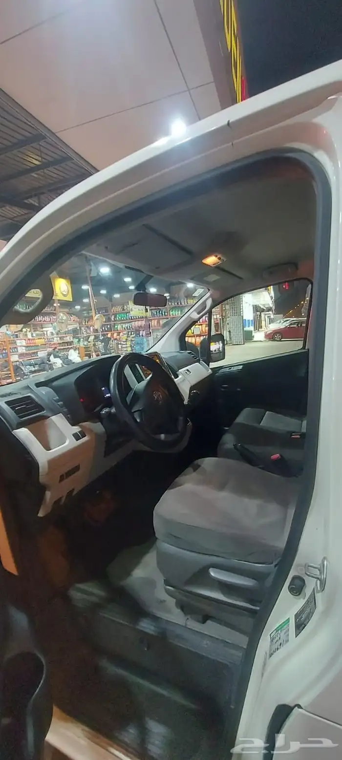 فان تويوتا موديل 2020 نضييف البيع على سوووم 1