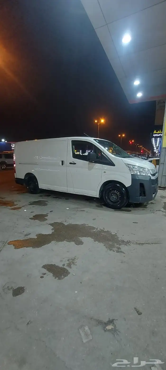 فان تويوتا موديل 2020 نضييف البيع على سوووم 2