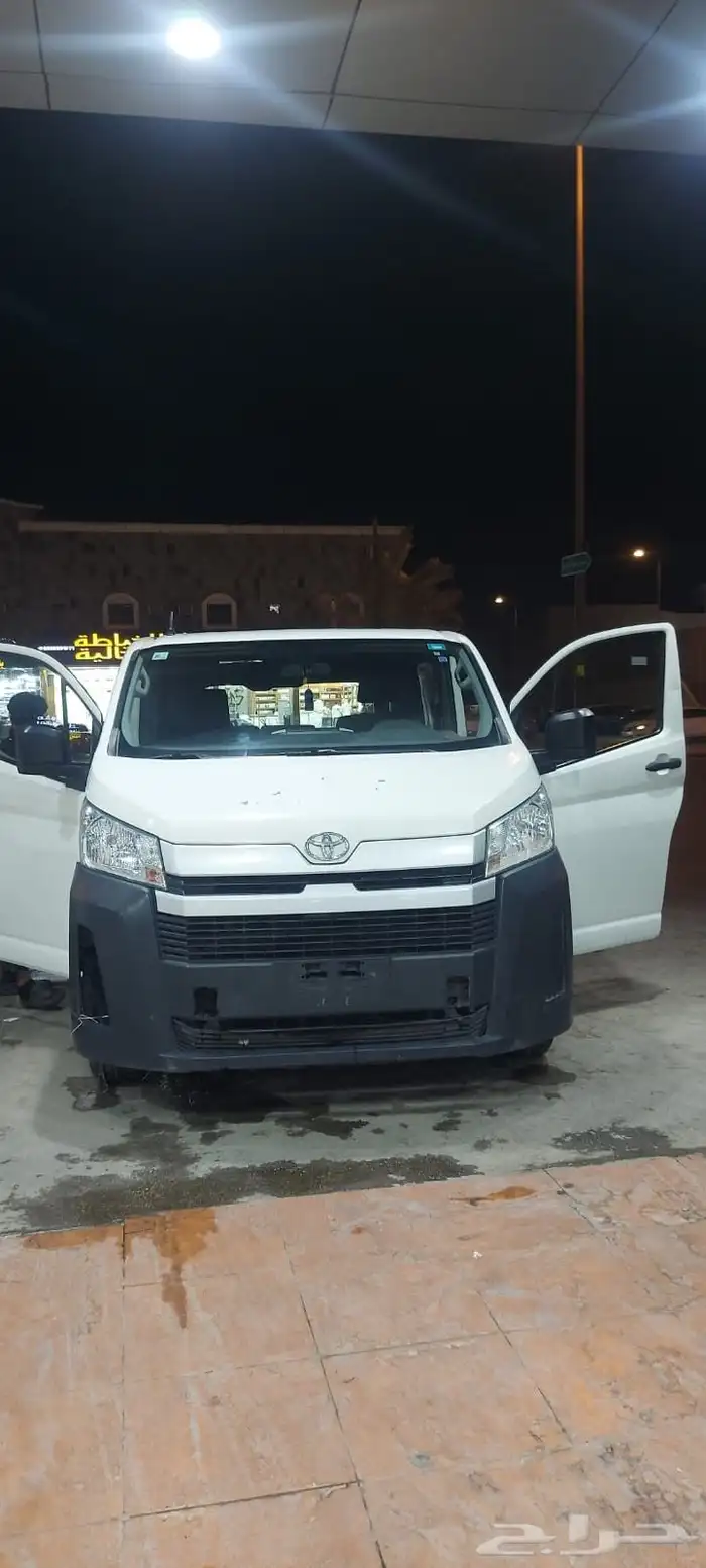 فان تويوتا موديل 2020 نضييف البيع على سوووم 7