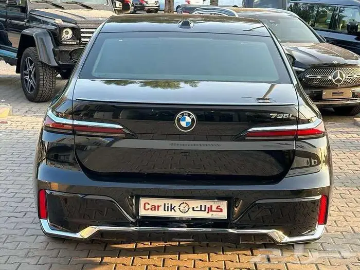 بي ام دبليو الفئه السابعه 735 اي-2026 جديد 5