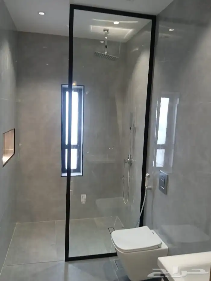 زجاج سيكوريت 8