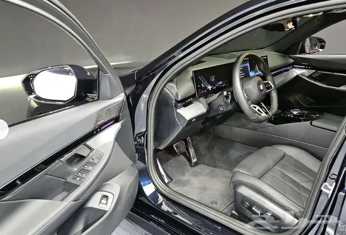 بي ام دابليو 520i 2024معرض الميموني للاستيراد من كوريا 6