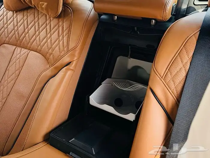 بي ام دبليو 750 فل كامل المواصفات 15