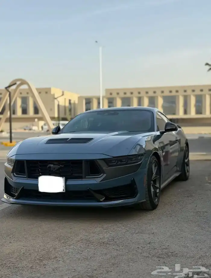 موستنج دارك هورس 10