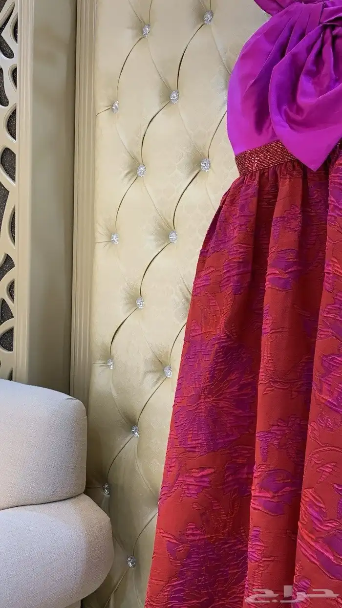 فستان من VIVID FLAIR 2