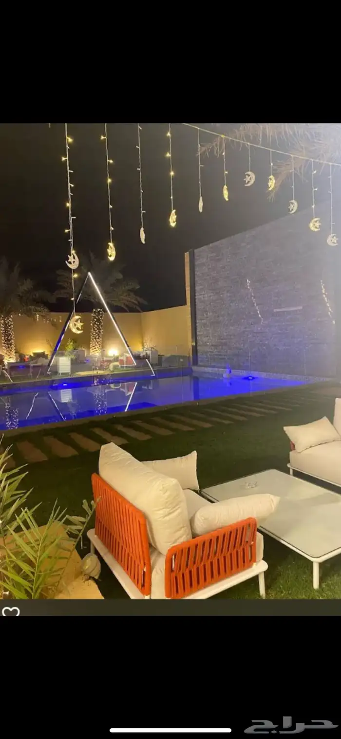 صاله واسعه ومؤثثه . مناسبه مطعم او كافيه فاخر 5