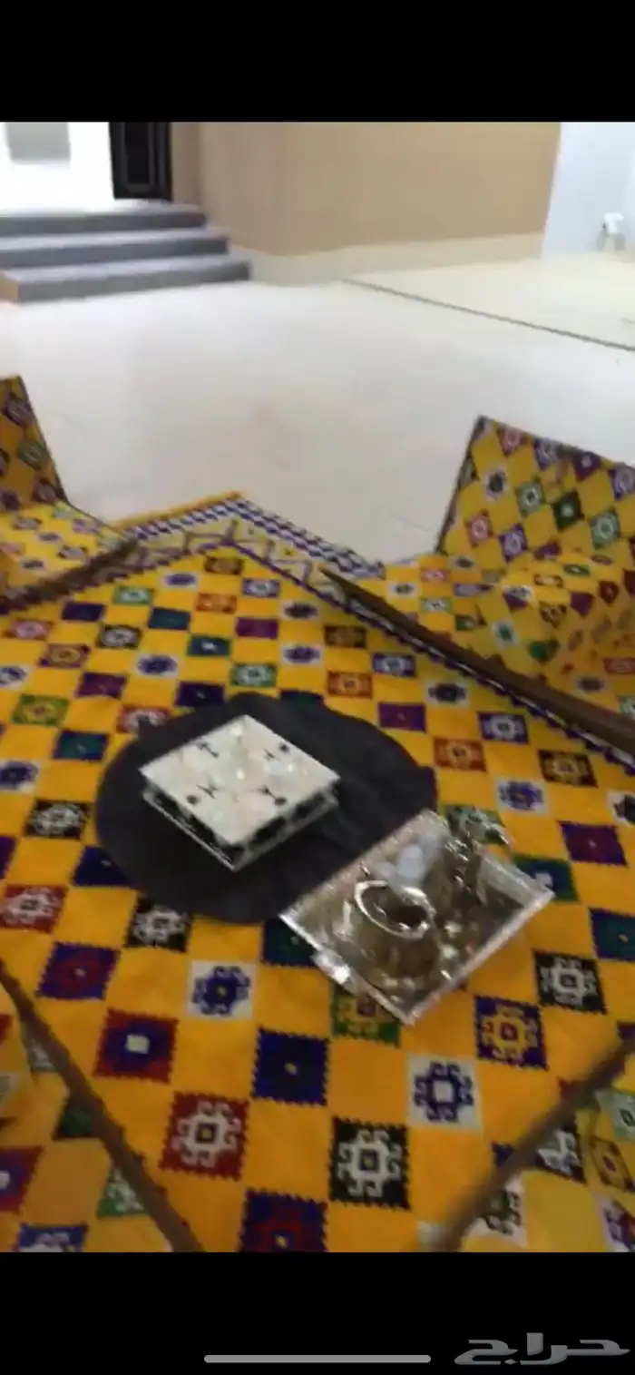 جلسات أربعة مع مكي اللون الأصفر وغير مكسورة 0