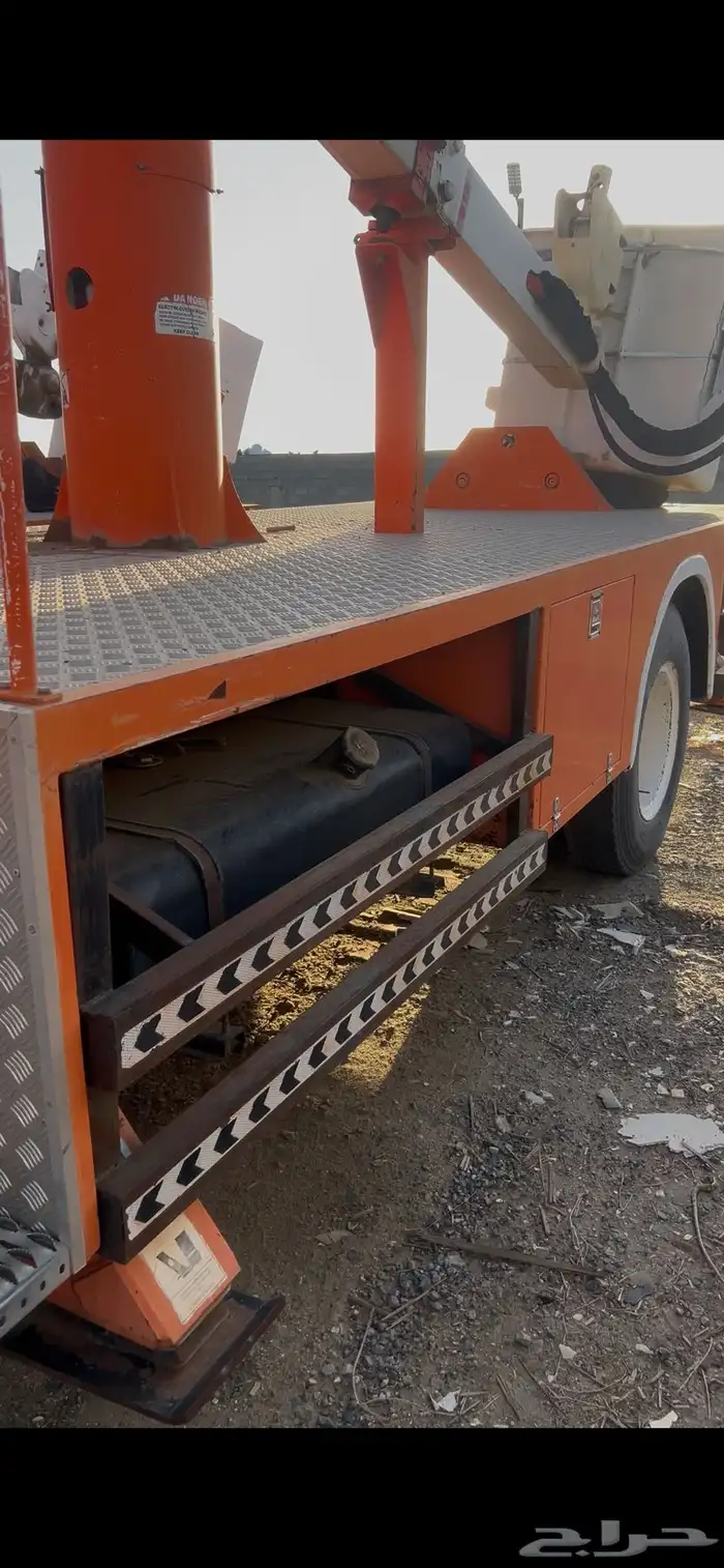 دينا ايسوزو لوري ونش 2009 للبيع 3