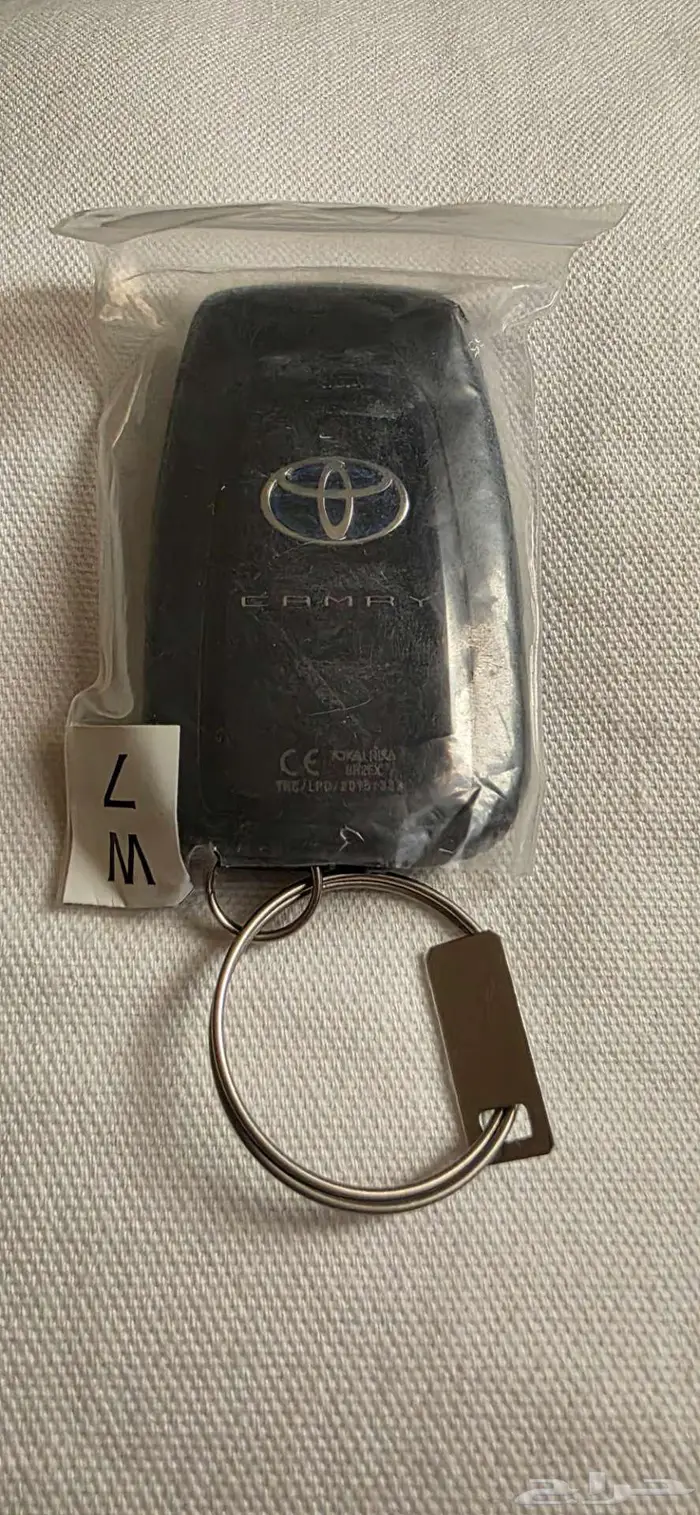 مفتاح كامري اصلي - جديد 0