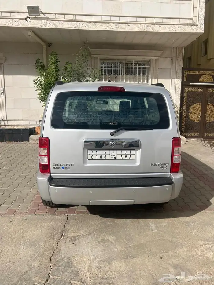 للبيع دودج نيترو 2009 فل كامل RT 6
