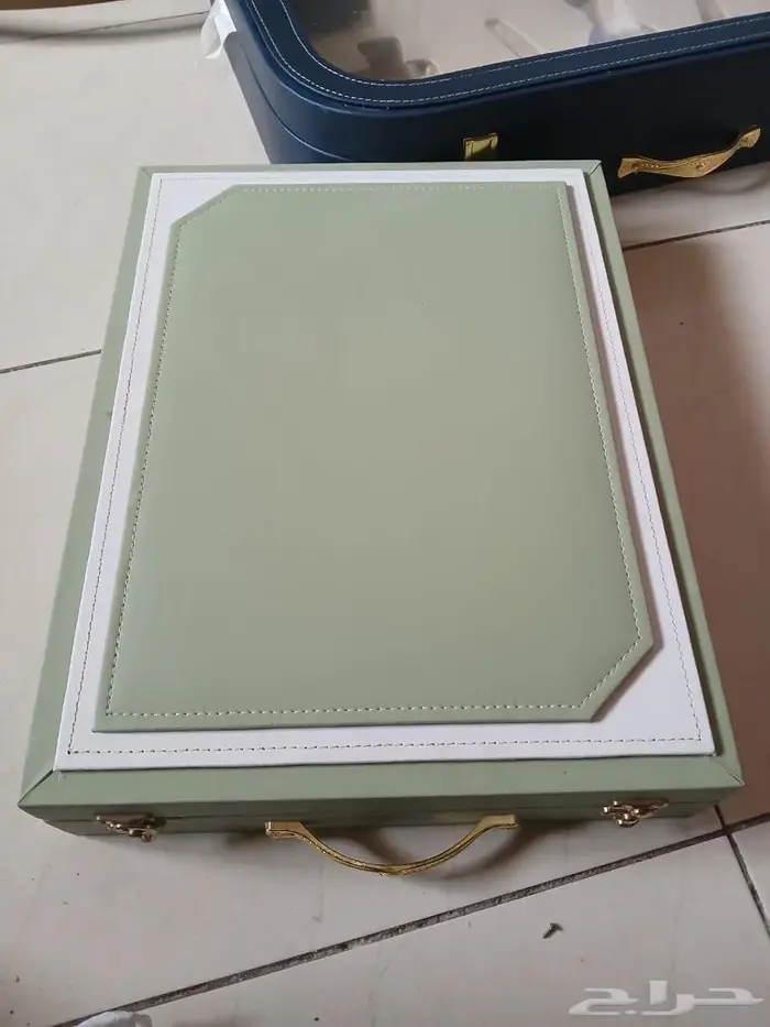 شنط هدايا بكميات محدوده 4