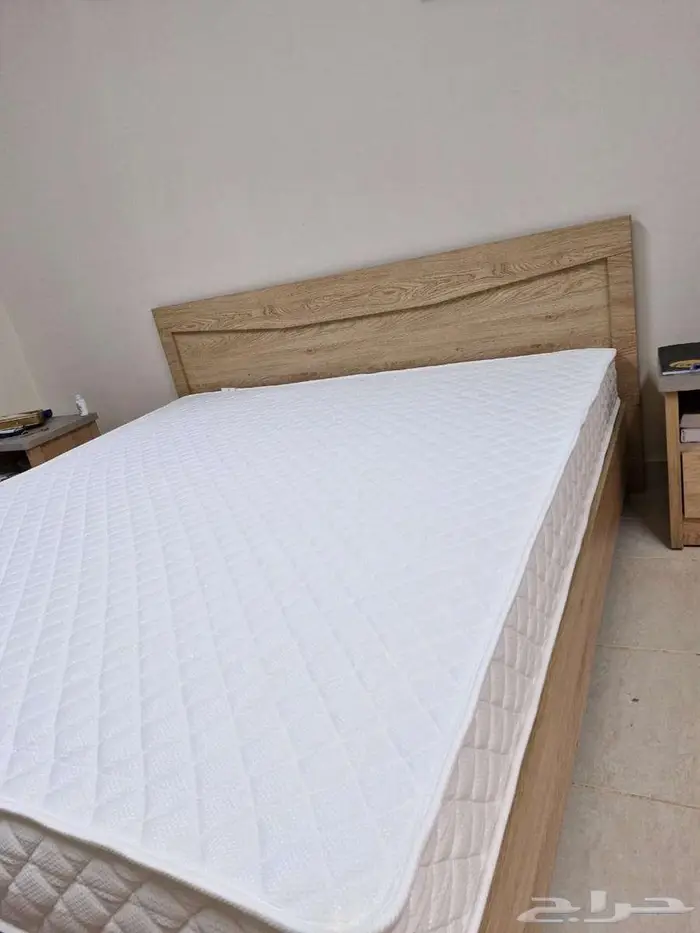 Reduction for moving furniture in excellent condition like n 19