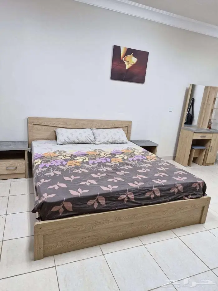 Reduction for moving furniture in excellent condition like n 9